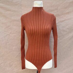 Apricot knit bodysuit size junior M
